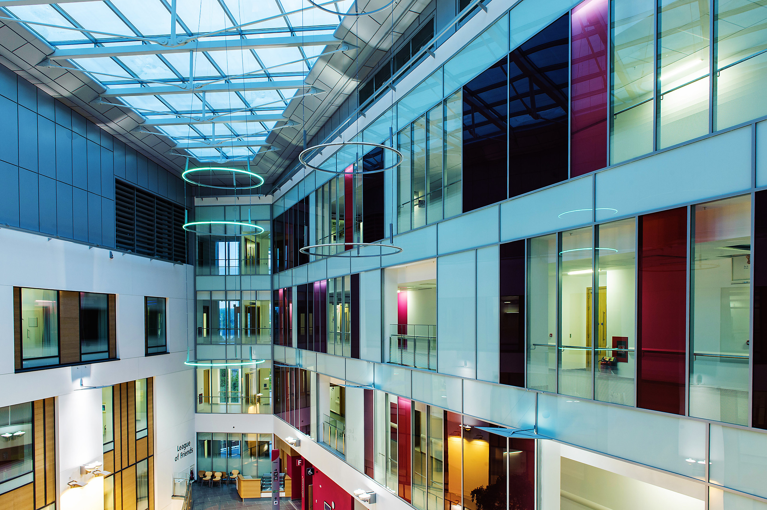Southmead Hospital - Bristol, UK (Neil Bowler Photography) Southmead Hospital - Bristol, UK (Neil Bowler Photography)