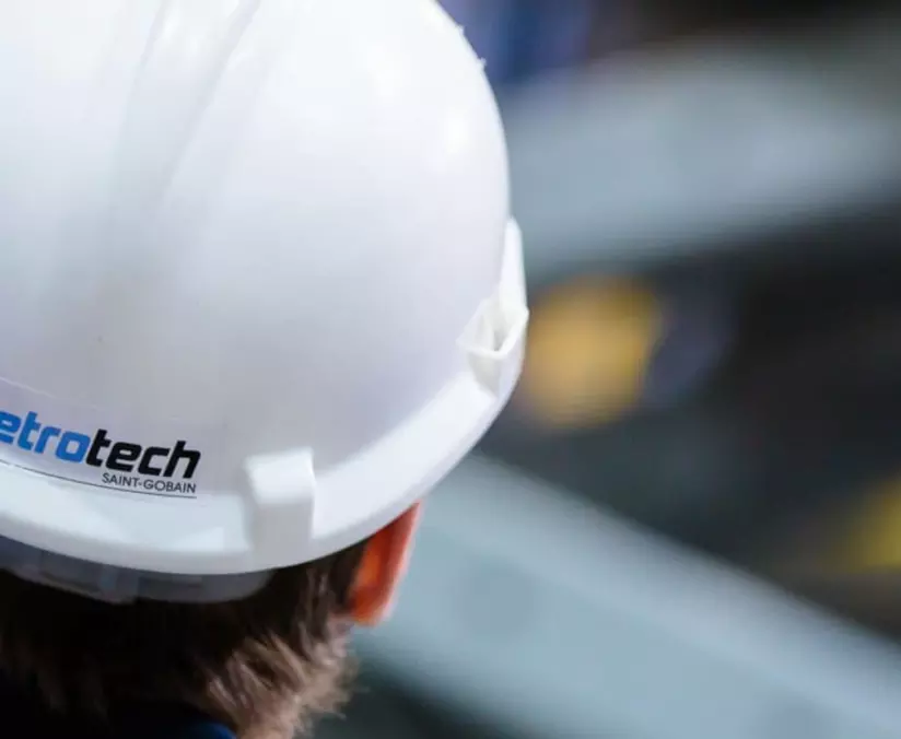 Vetrotech employee with safety helmet