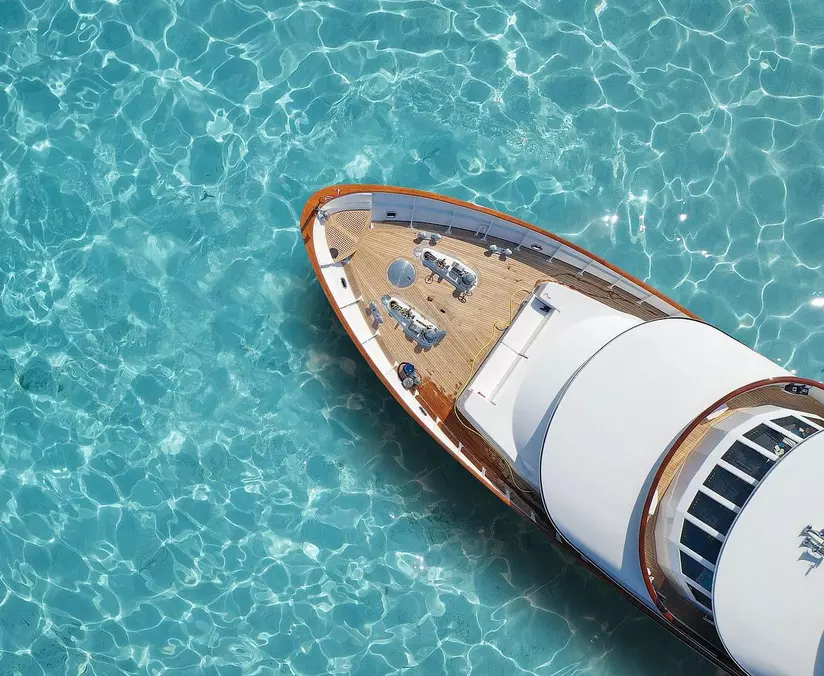 Yacht