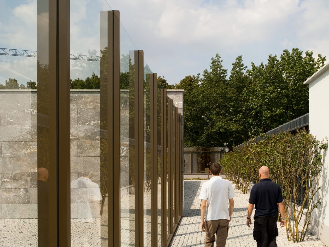 Warsaw Embassy Vetrotech ©Peter Cook Warsaw Embassy Vetrotech