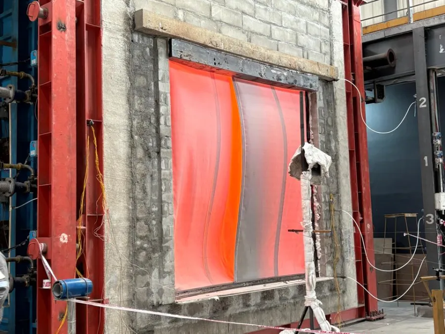 Fire testing of a multi-barrel fire curtain