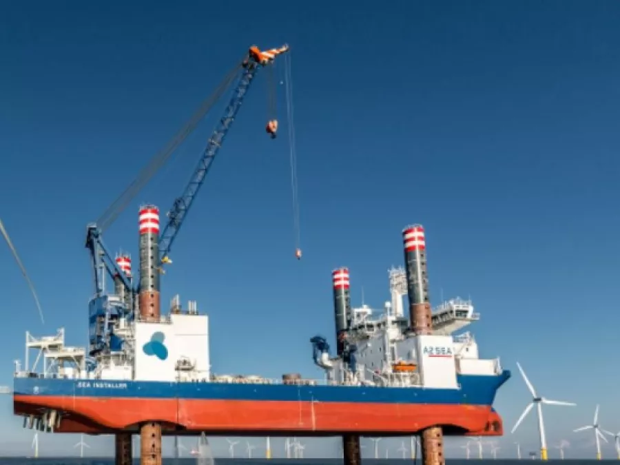 Vetrotech Saint-Gobain Marine - Specialty-Vessel, Wind Mill Installer