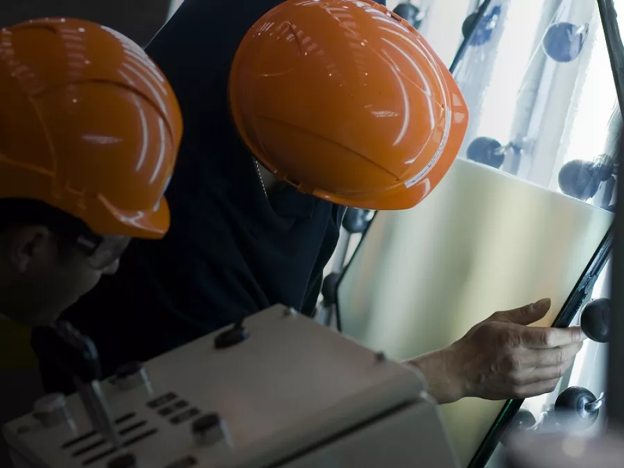 Vetrotech Saint-Gobain History - Contraflam Development