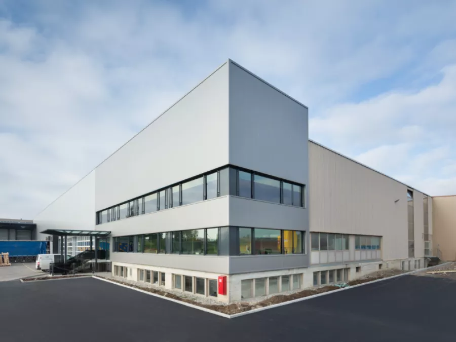 Vetrotech’s production site obtains electricity from renewable energy sources