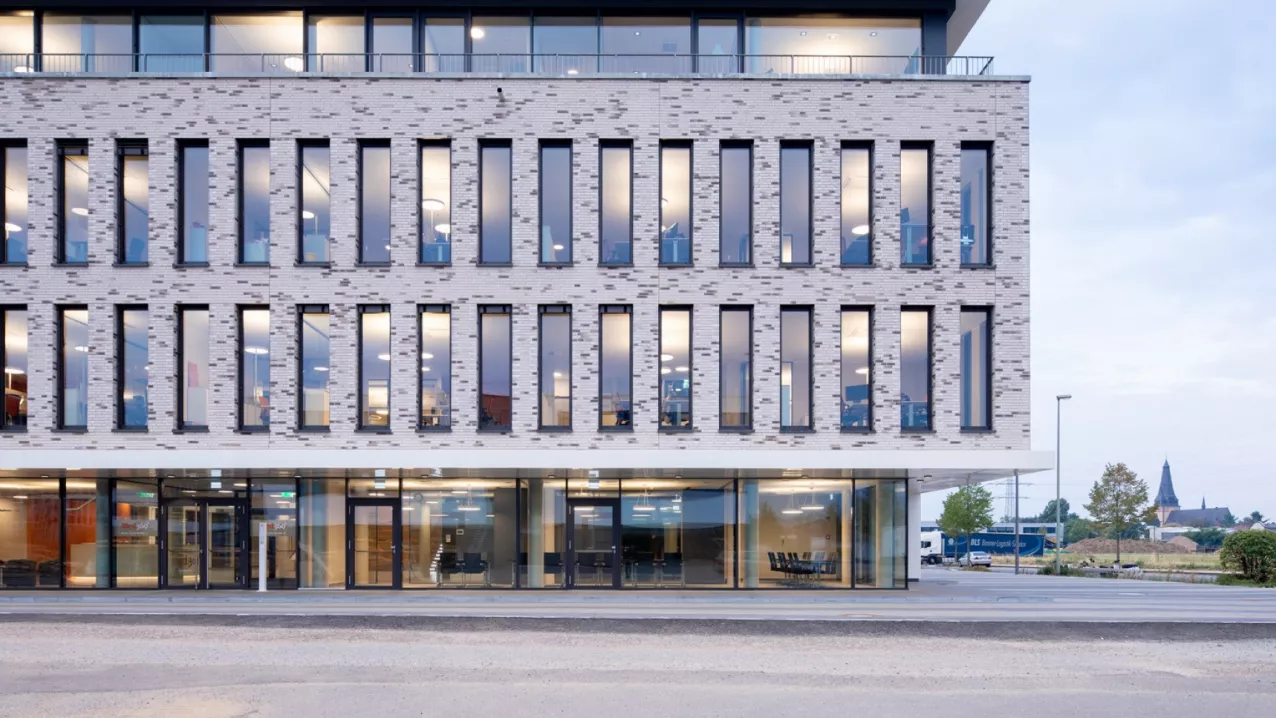 Med 360 Headquarter - exterior photo