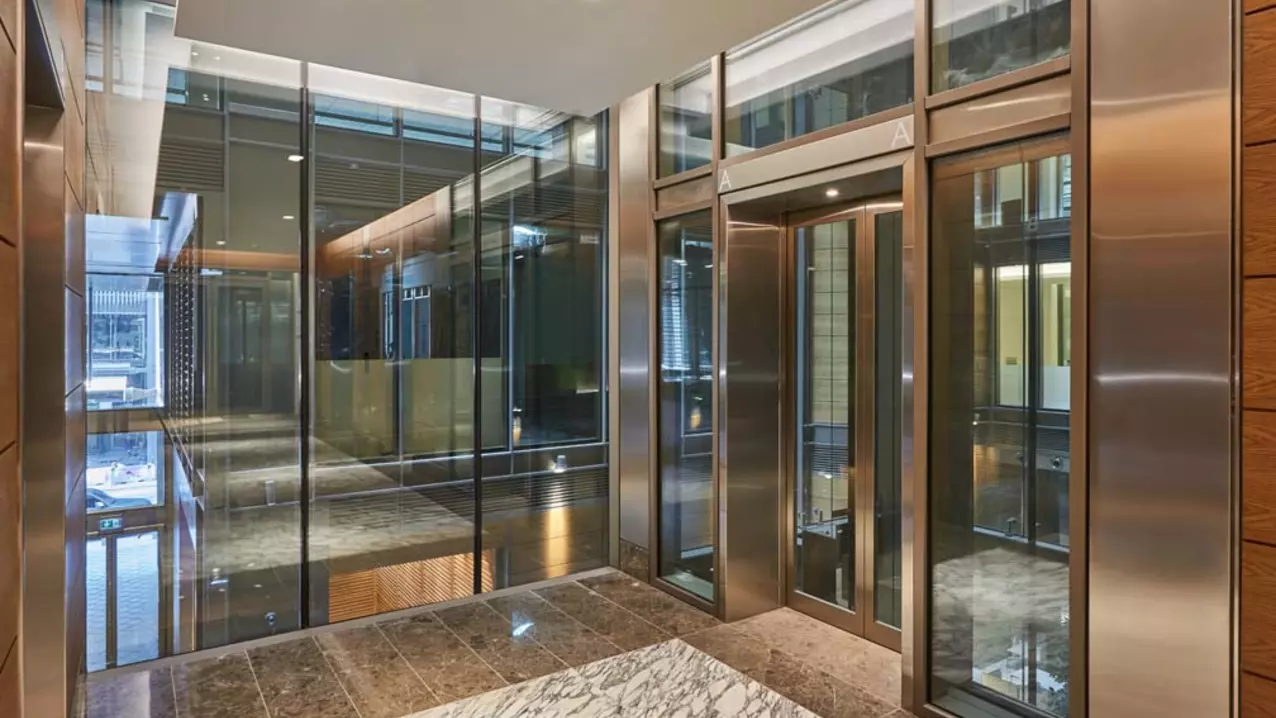 One Central - Photo 7